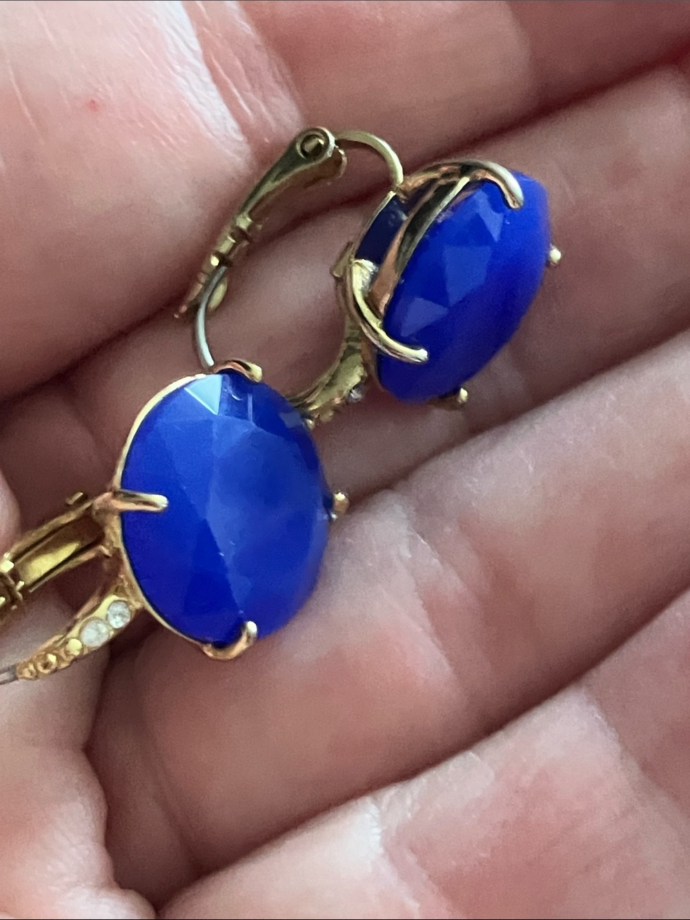 Fossil Gold Tone Cobalt Blue Faceted Leverback Statement Earrings Clear Accents - Picture 6 of 8
